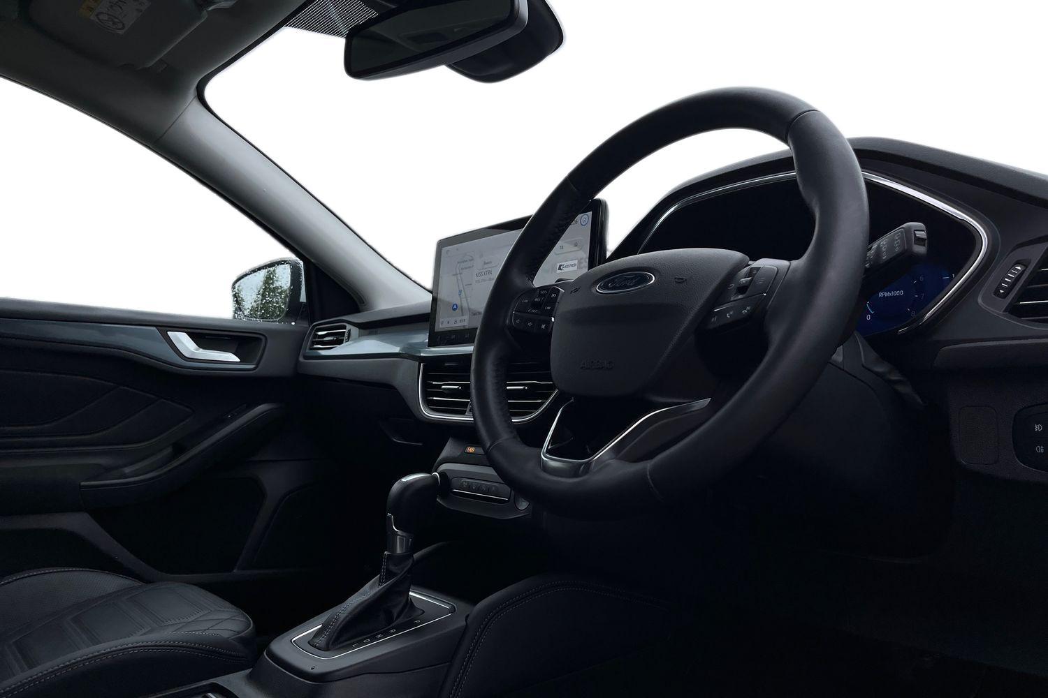 Ford Focus Photo 8