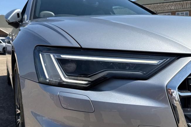 AUDI A6 Avant Photo 46
