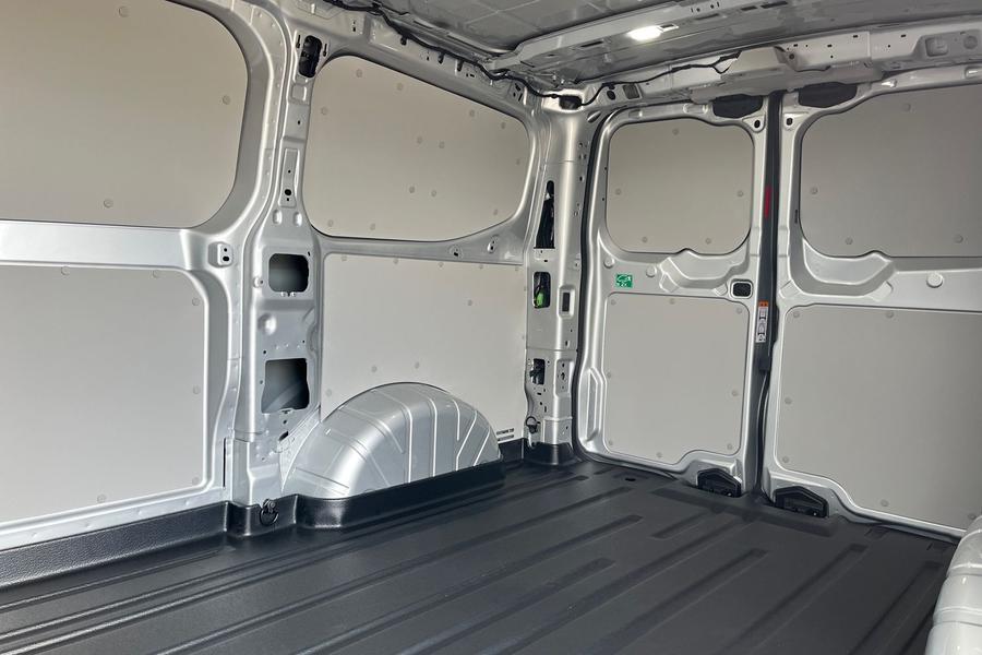 Ford Transit Custom Photo autoimg-a913bd8081f764f6a86dccc0f9a4ee22182a984f.jpg