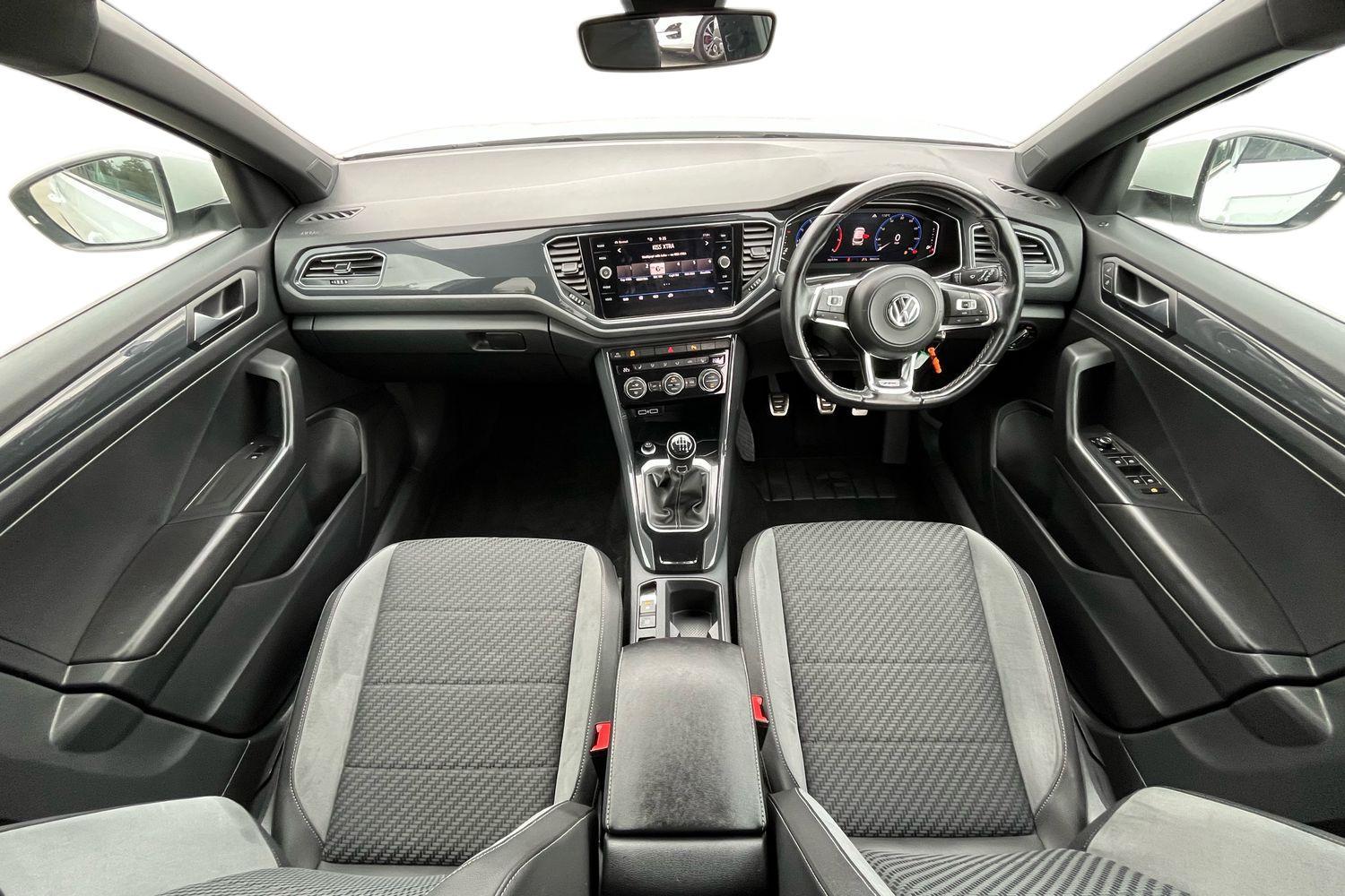 Volkswagen T-Roc Photo 9