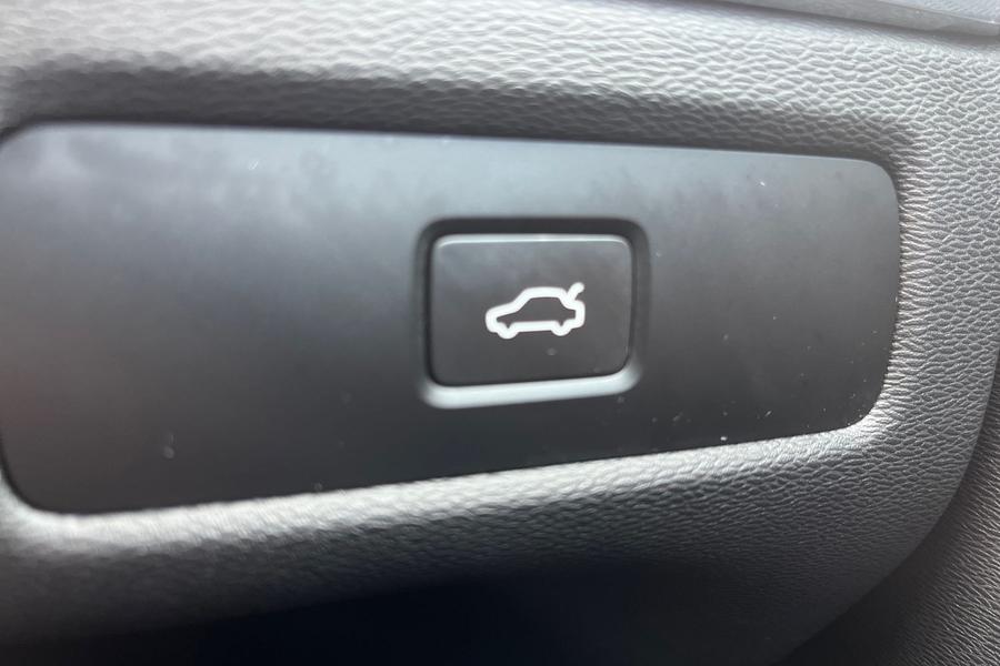 Volvo XC60 Photo autoimg-a919143a1c5cda3aca2b1a40de924297dfbf8001.jpg