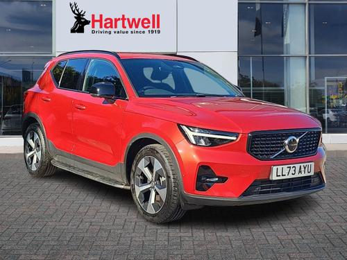 2023 Volvo XC40