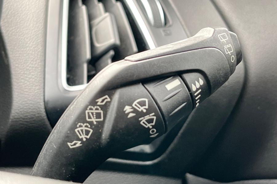 Ford KUGA Photo autoimg-a91f769ce7dee8596372e6cdbe08c9e3e2382d92.jpg