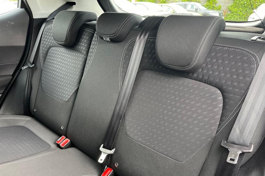 Ford FIESTA Photo autoimg-a92063d9f038020232f7cd52114e081174fadbf6.jpg
