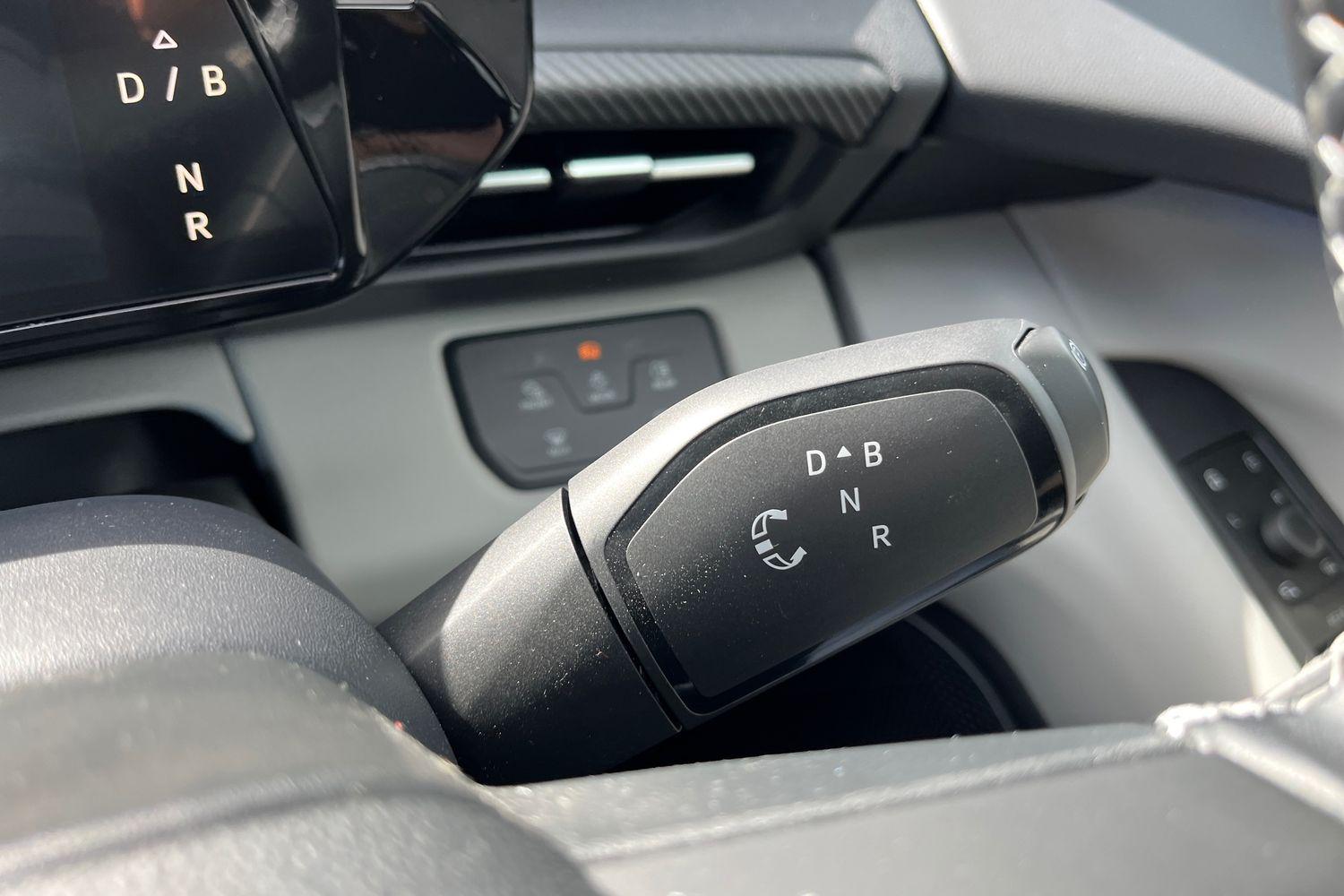 Ford Explorer Photo 14