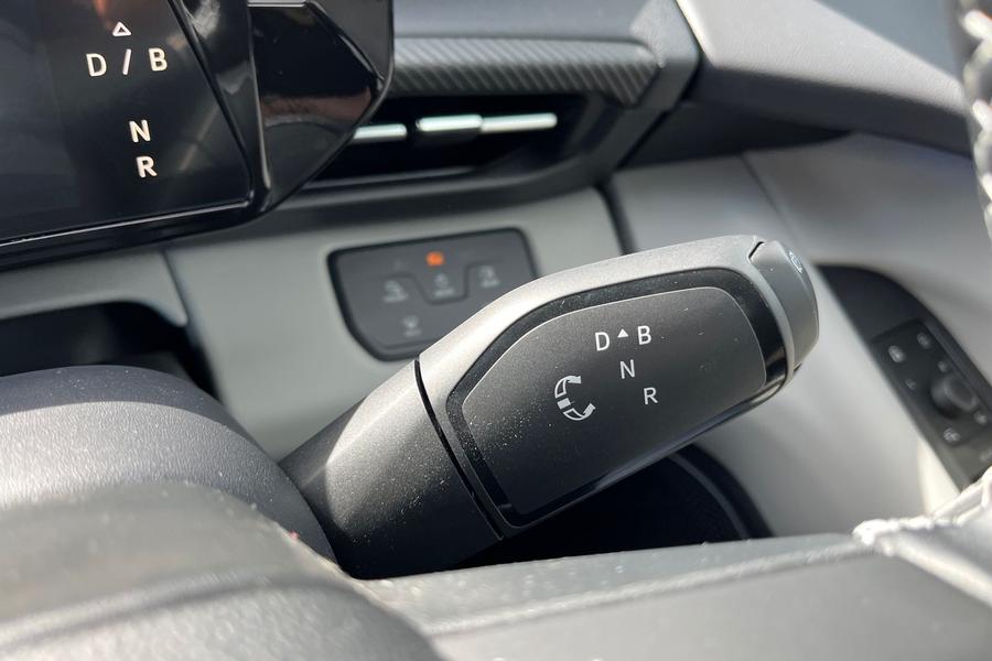 Ford Explorer Photo autoimg-a924b5a08321aa0ccc671430f91f51aea3b2d395.jpg