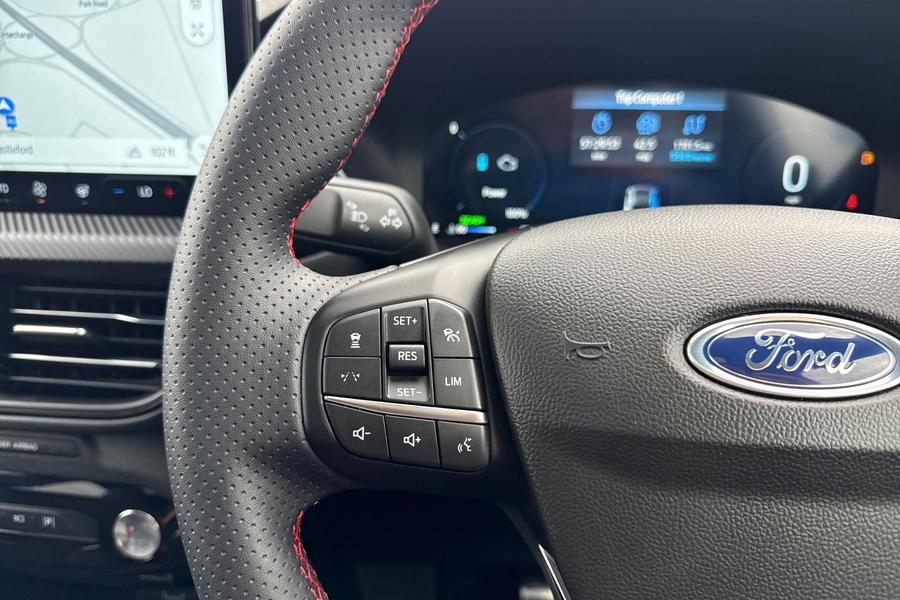 Ford Kuga Photo autoimg-a9279561f95a93dc19cf8615f62bcef176990707.jpg
