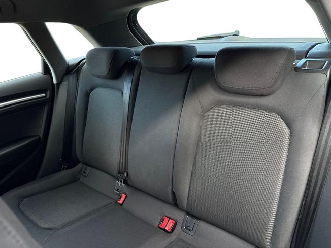 AUDI A3 Photo 9