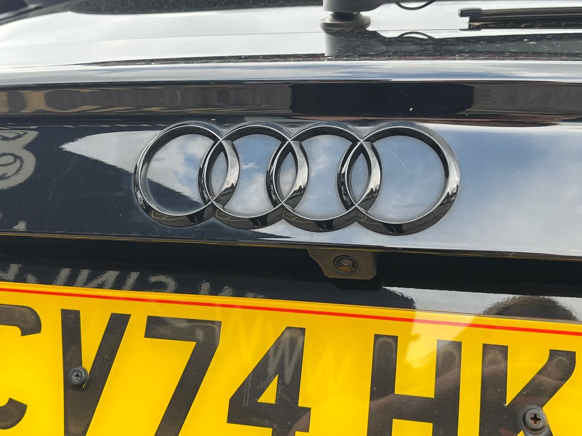 Audi Q3 Photo 22