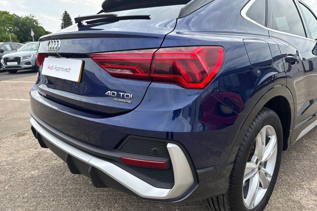 Audi Q3 Photo 29