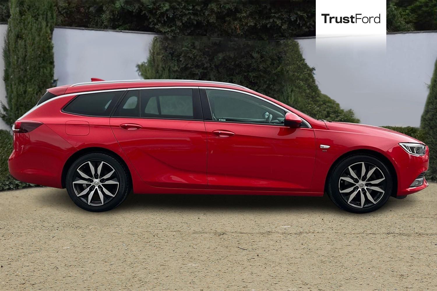 Vauxhall INSIGNIA Photo 2
