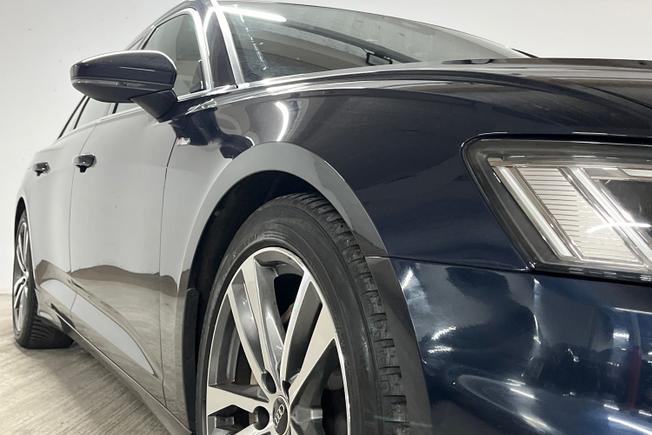 AUDI A6 Photo 39
