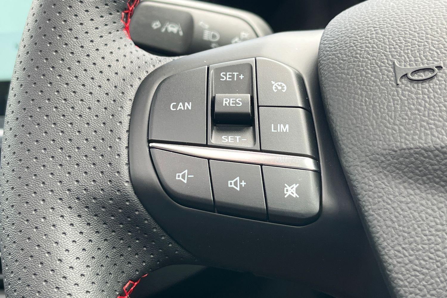 Ford FOCUS Photo 30