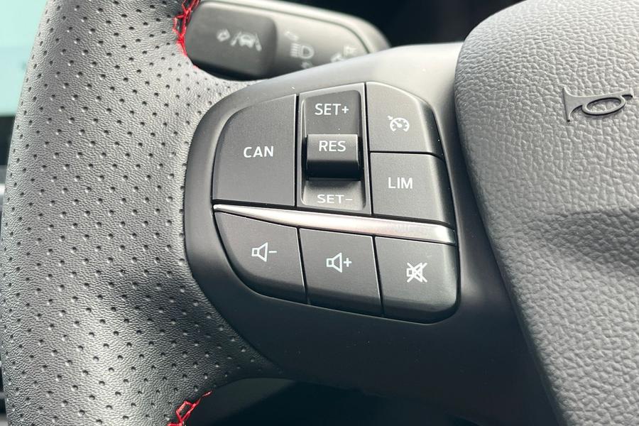 Ford FOCUS Photo autoimg-a93da65a18fe3f80b2ff17eee9ba49b1c56a4c03.jpg