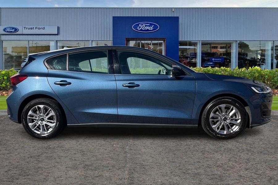 Ford Focus Photo autoimg-a93dac7138268e0ab7f81279675858537b29df10.jpg