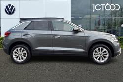 VOLKSWAGEN T-Roc Photo 4