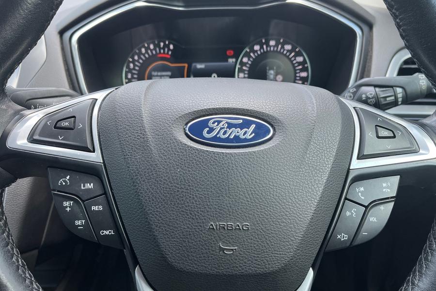 Ford MONDEO Photo autoimg-a94a0cf434da00d166c9dc72006eab41733a86c2.jpg