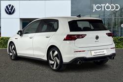 VOLKSWAGEN Golf Photo 3