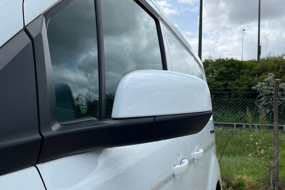 Used FORD TRANSIT CONNECT KV69WTJ 26