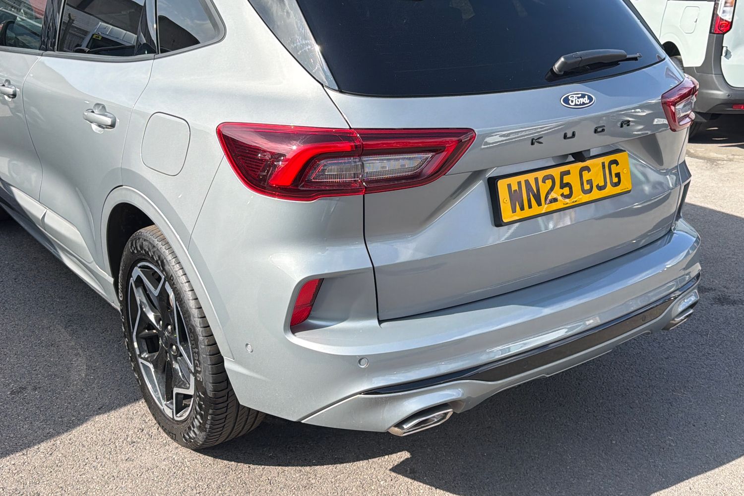 Ford KUGA Photo 31