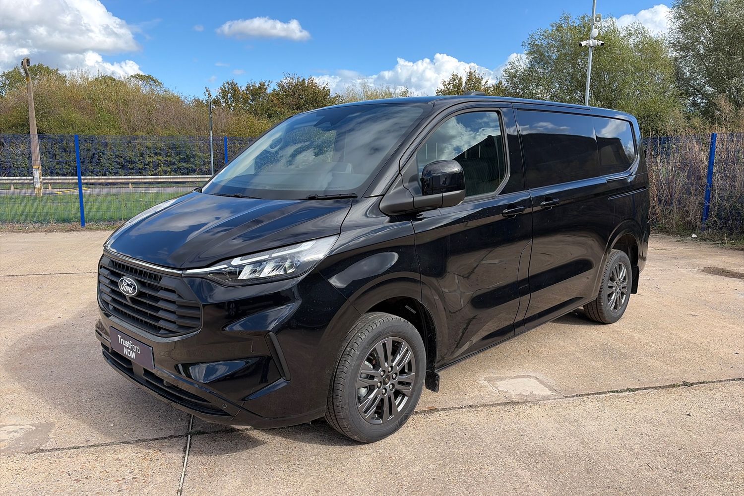 Ford TRANSIT CUSTOM Photo 24