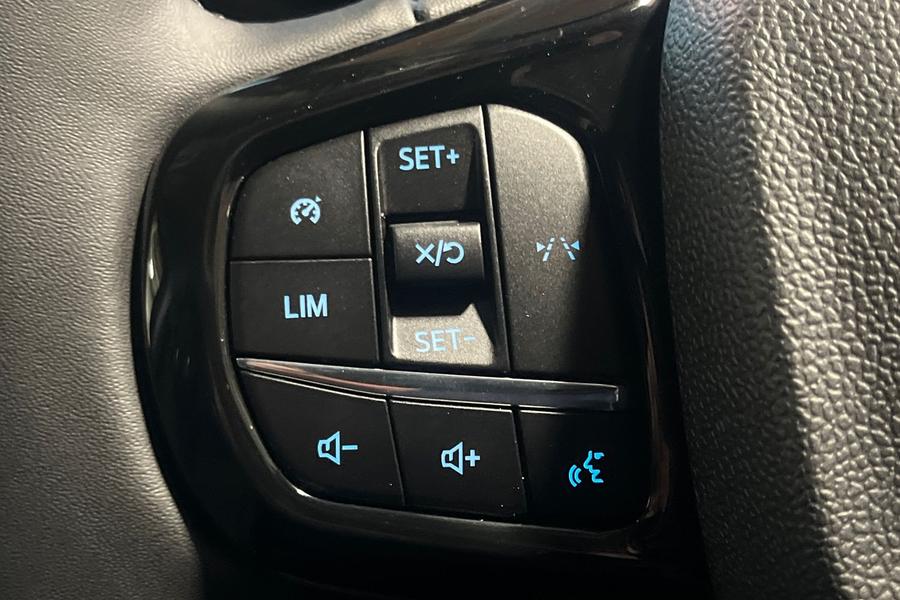Ford TRANSIT CUSTOM Photo autoimg-a9556e58d147fe6d63238d6019257be7a0ccfa93.jpg