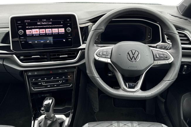 VOLKSWAGEN T-Roc Photo 11