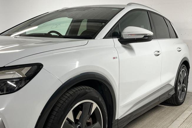 AUDI Q4 e-tron Photo 40