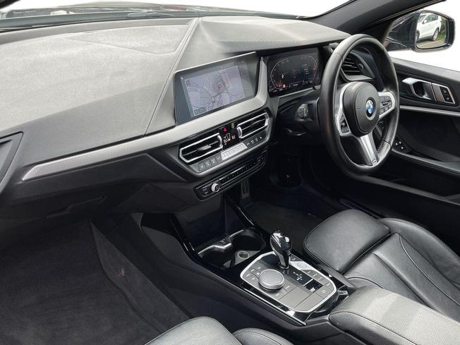 BMW 1 Series Photo 2