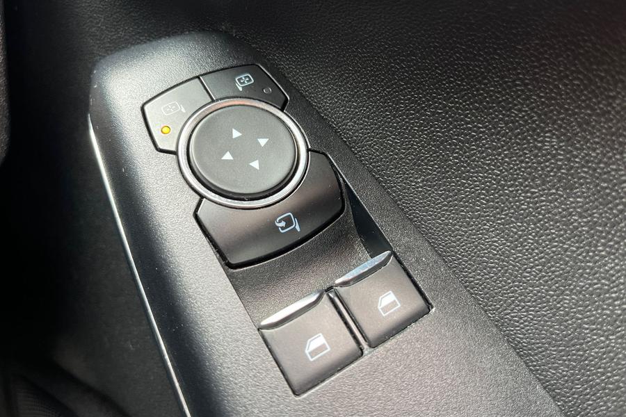 Ford Fiesta Photo autoimg-a966029e218bba80869043c663972dd89610ed20.jpg