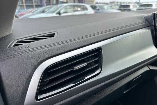 Volkswagen T-roc Photo autoimg-a9691ac43ff4ff9149cb49e166e0dddb44b24812.jpg
