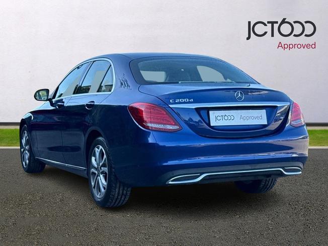 MERCEDES-BENZ C Class Photo 3