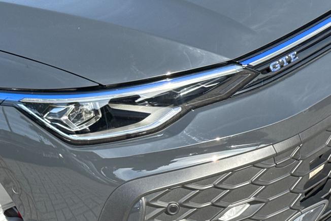 Volkswagen Golf Photo 19