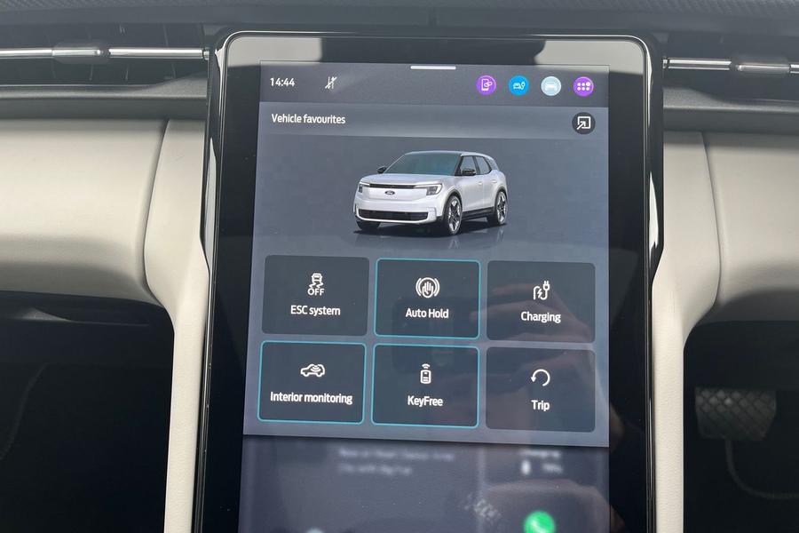 Ford Explorer Photo autoimg-a96f320c58e29680ccb2abc7b48c0c23e8e99d7b.jpg