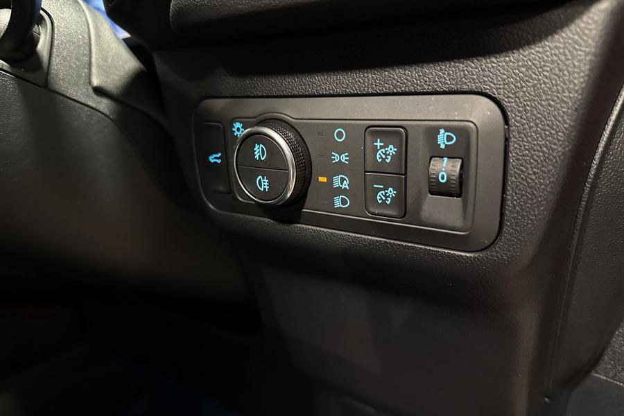 Ford Kuga Photo autoimg-a970801bd6307cb0a3e89e076a5fb2b2bcb8d08a.jpg