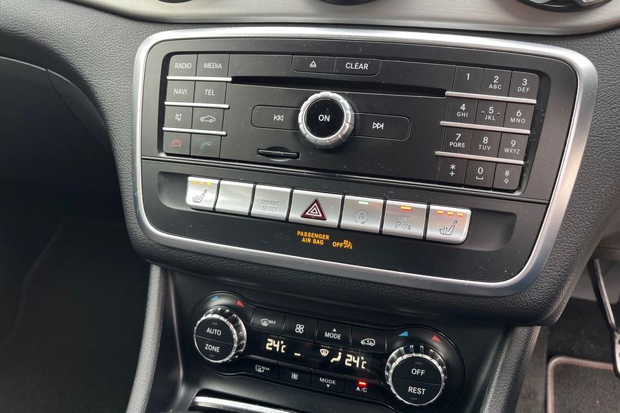 Mercedes-Benz GLA Photo autoimg-a97258e3154da8161614a72eefb3f306141c0438.jpg