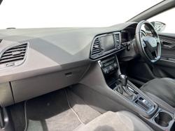 SEAT Leon Photo 2