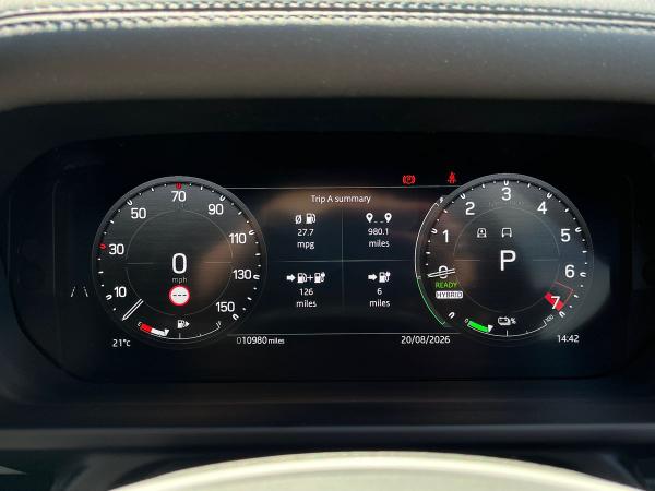 Land Rover Defender 110 Photo autoimg-a973d6c1143637723f29445f6638745b77b684f0.jpg