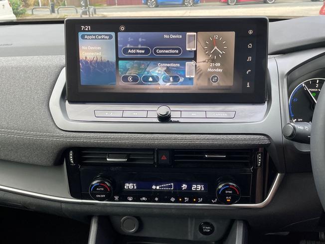 NISSAN Qashqai Photo 14