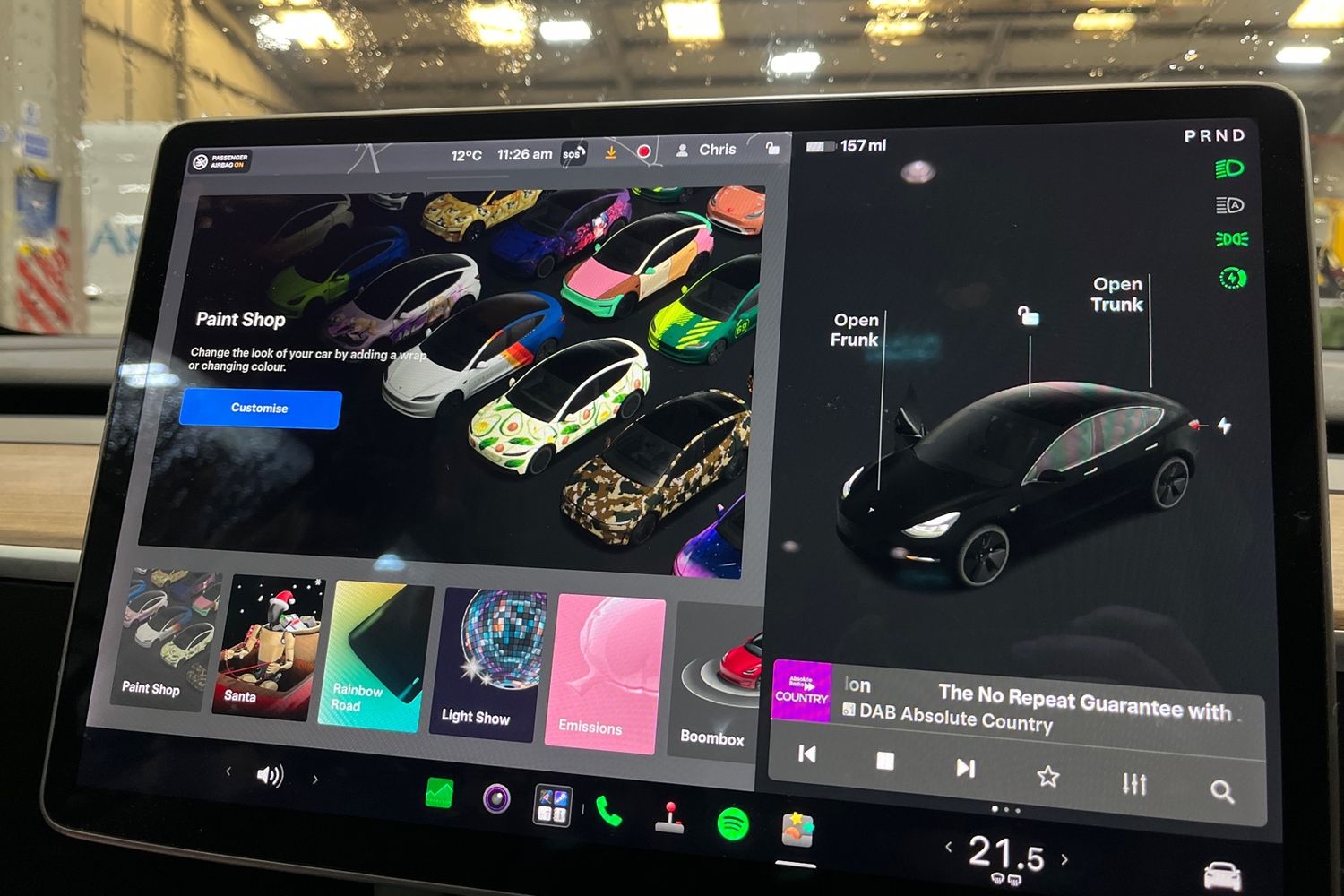 TESLA MODEL 3 Photo 28