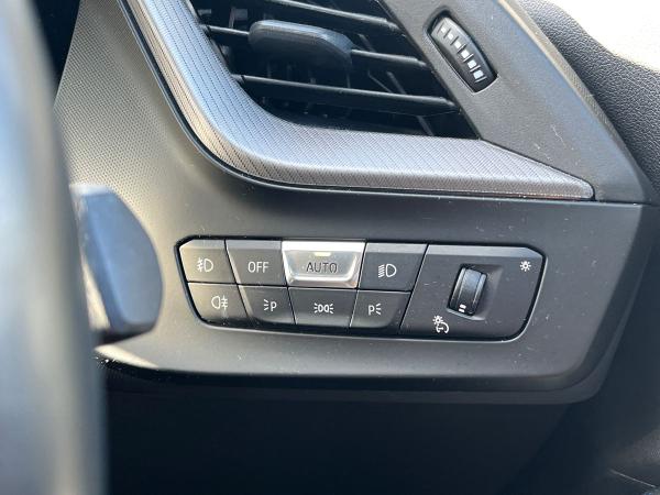 BMW 1 Series Photo autoimg-a9796e3b3e6cebed6e067ed7445c3045d7a2f7ac.jpg