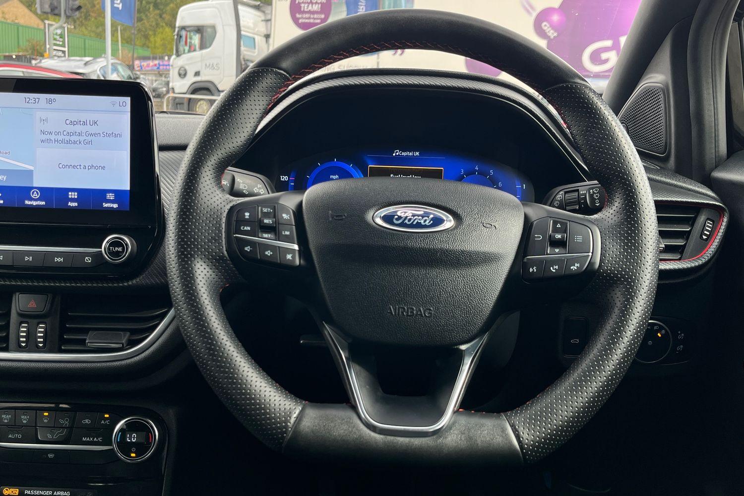 Ford PUMA Photo 11