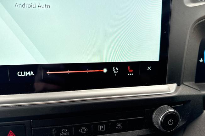 VOLKSWAGEN Transporter Photo 39