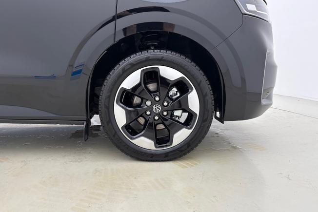 BMW Transporter Shuttle Photo 5