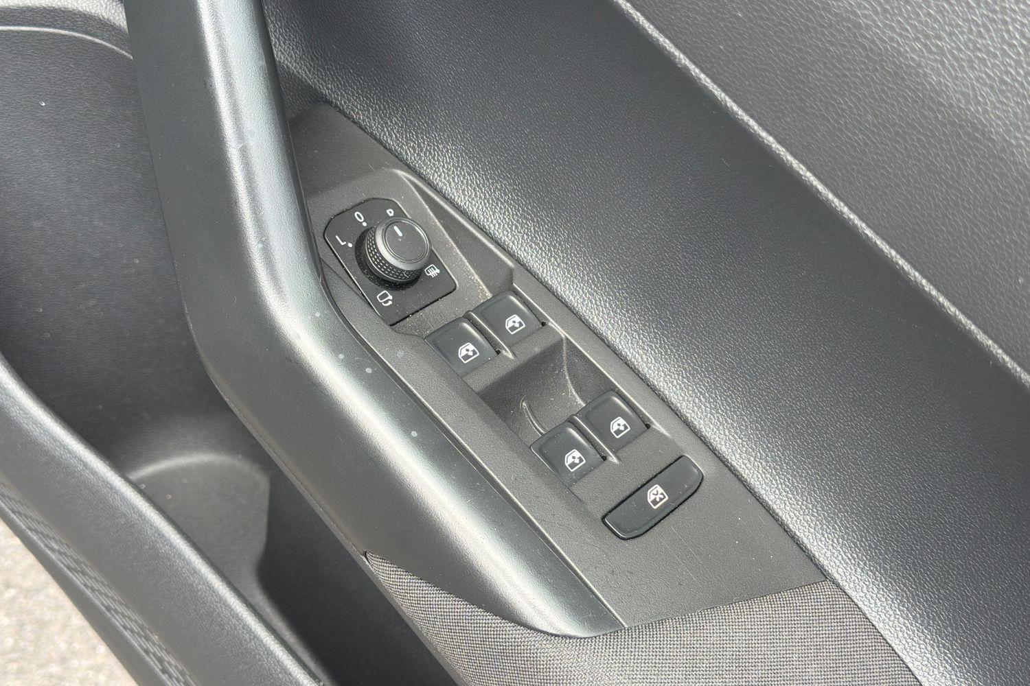 Volkswagen POLO Photo 15
