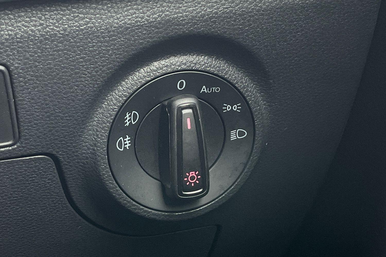 SEAT Ibiza Photo 39