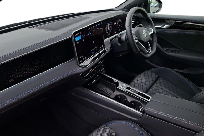 VOLKSWAGEN Passat Photo 6