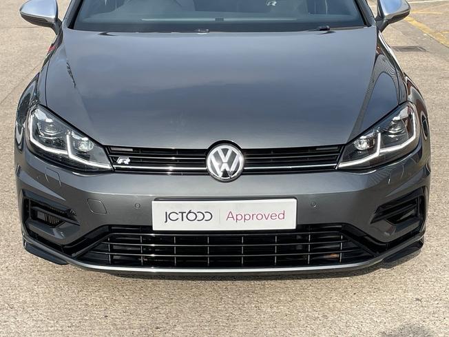 VOLKSWAGEN Golf Photo 21