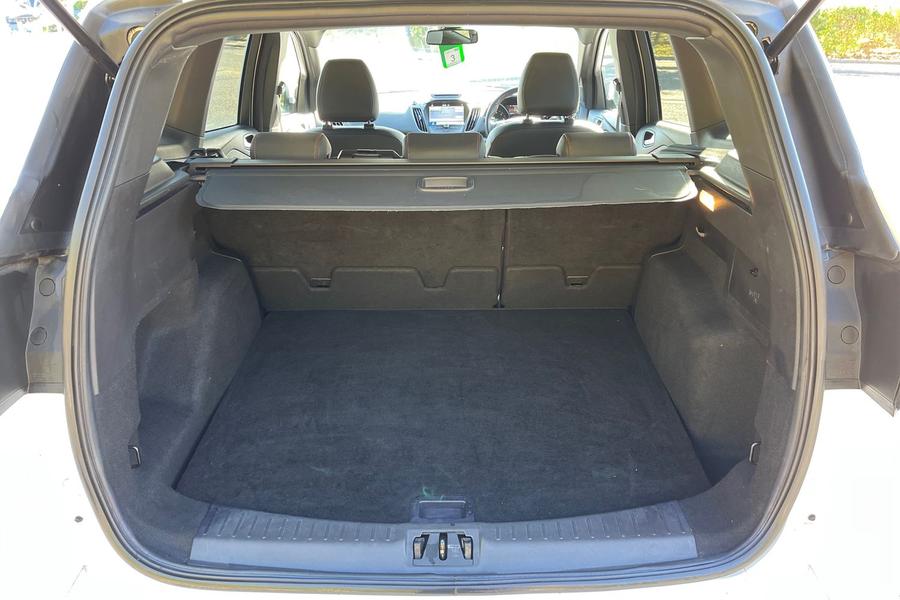 Ford Kuga Photo autoimg-a9861e39cba65a15dfe9771956dbbc4f709cd153.jpg