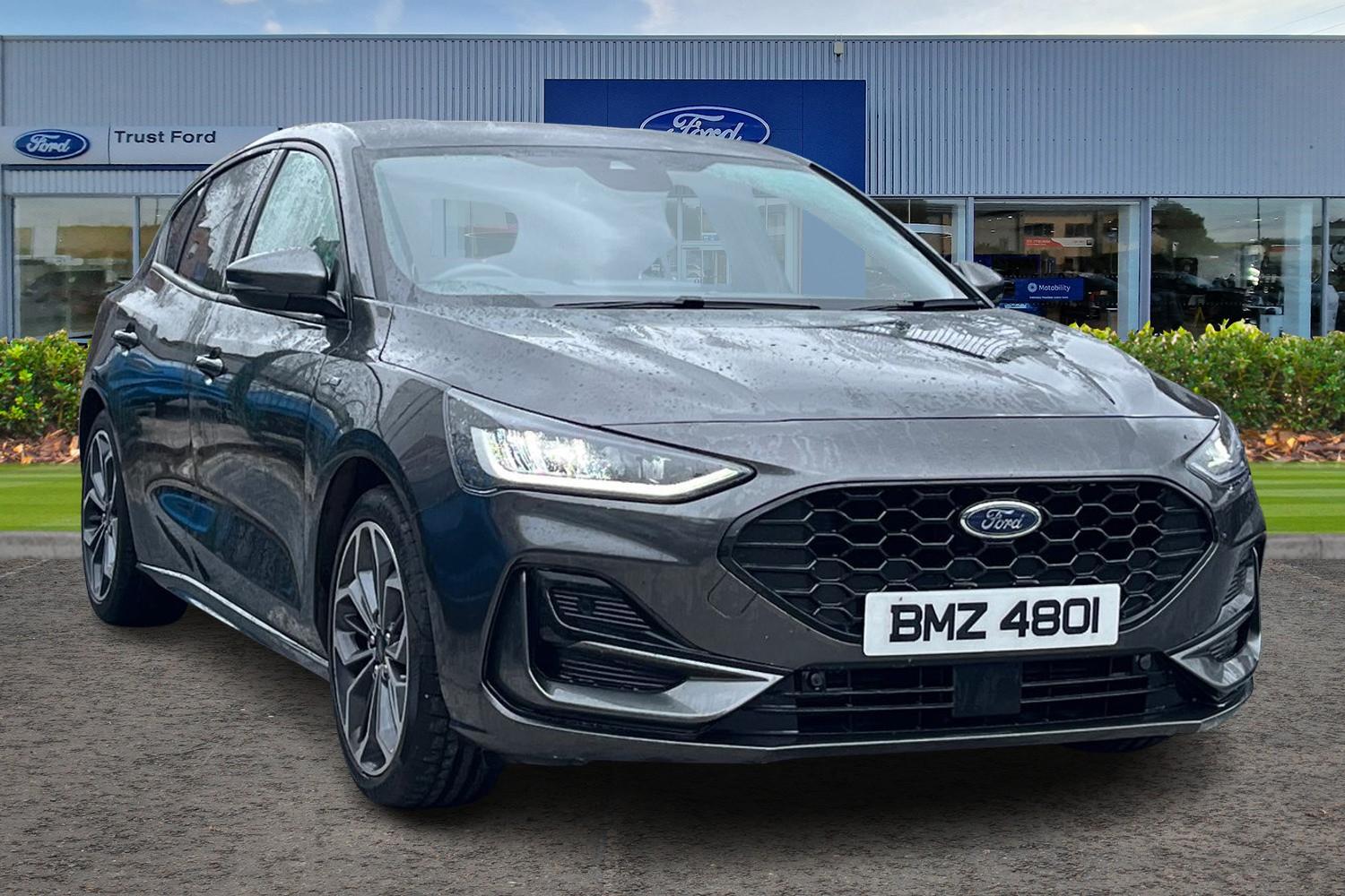 Ford FOCUS Photo 0
